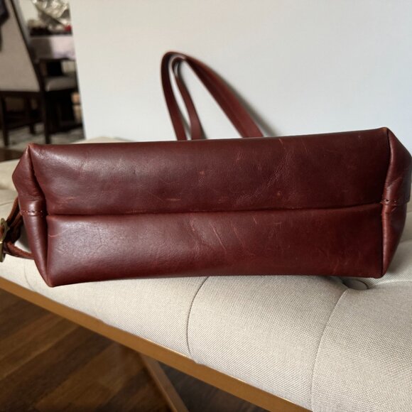 Portland Cognac Zippered Crossbody Tote - Picture 8 of 16